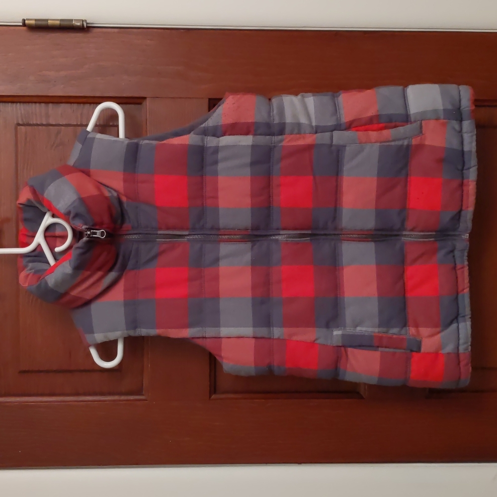 Old Navy Women's Small Plaid Puffer Vest